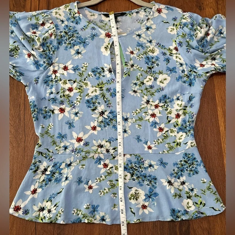 Banana Republic Floral Keyhole Peplum Top In Light Blue With Tie Sleeves